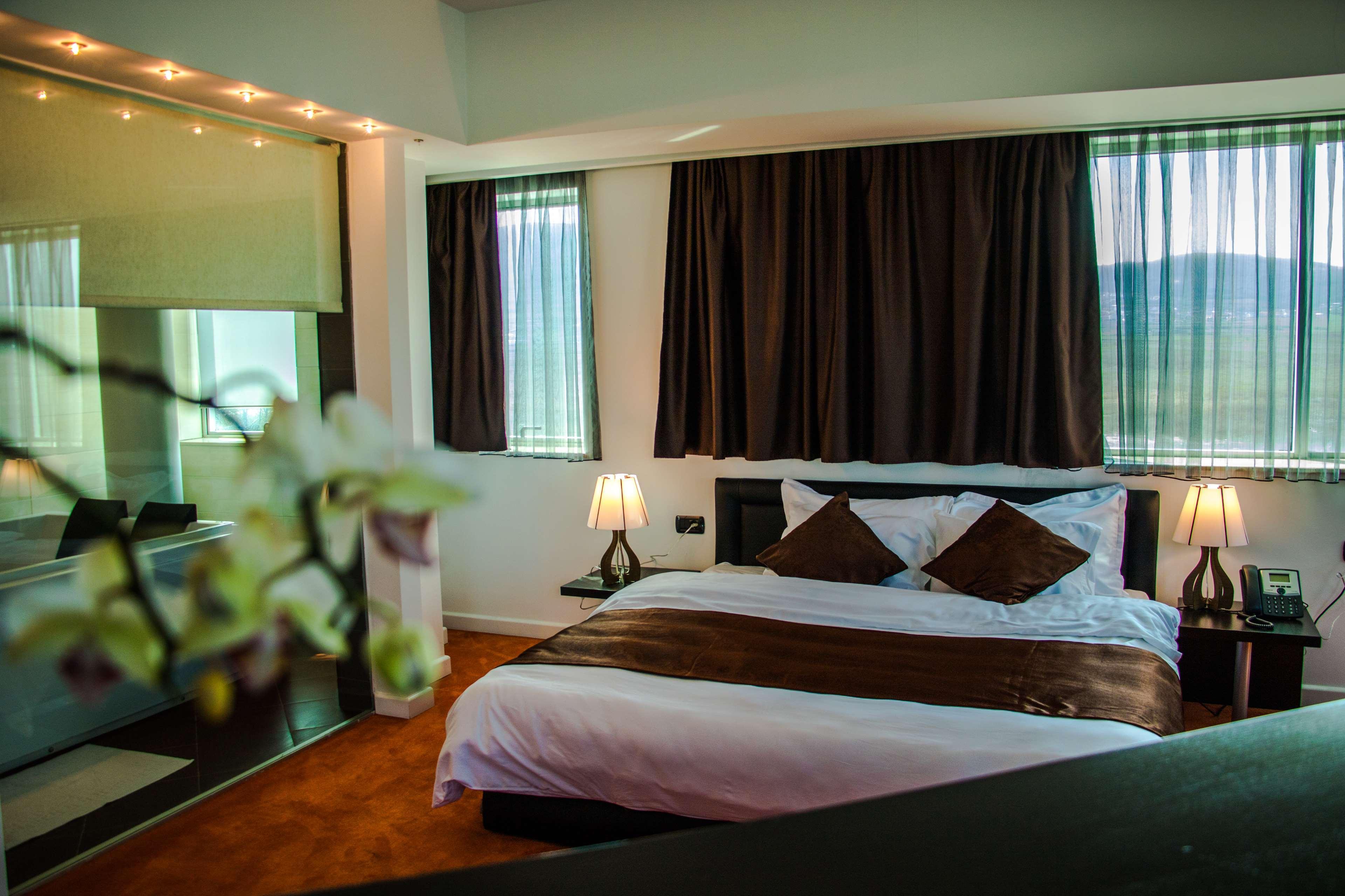 Best Western Hotel Galla Sllatine e Madhe 外观 照片