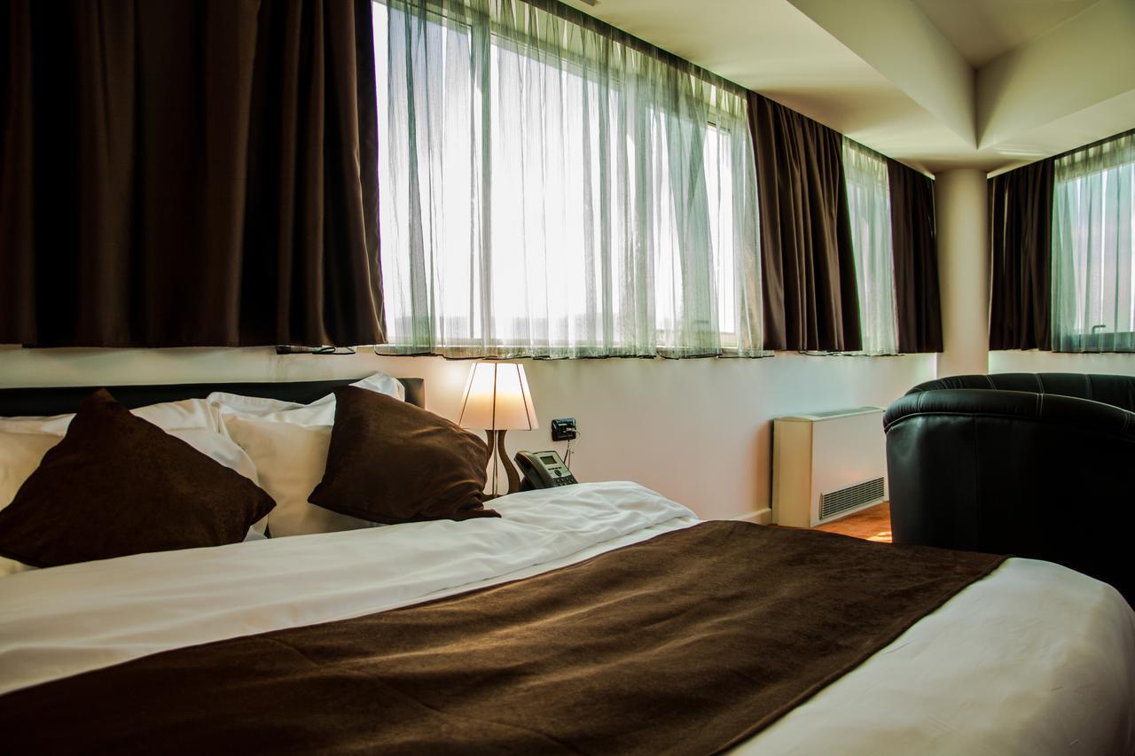 Best Western Hotel Galla Sllatine e Madhe 客房 照片